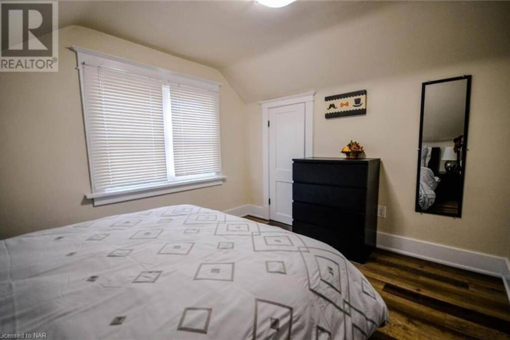 Cozy 3 Bedroom Downtown Cottage With Complimentary Breakfast Delivered Daily To The Rental Niagara Şelalesi Dış mekan fotoğraf